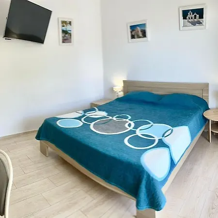 Apartment White Appartamenty *